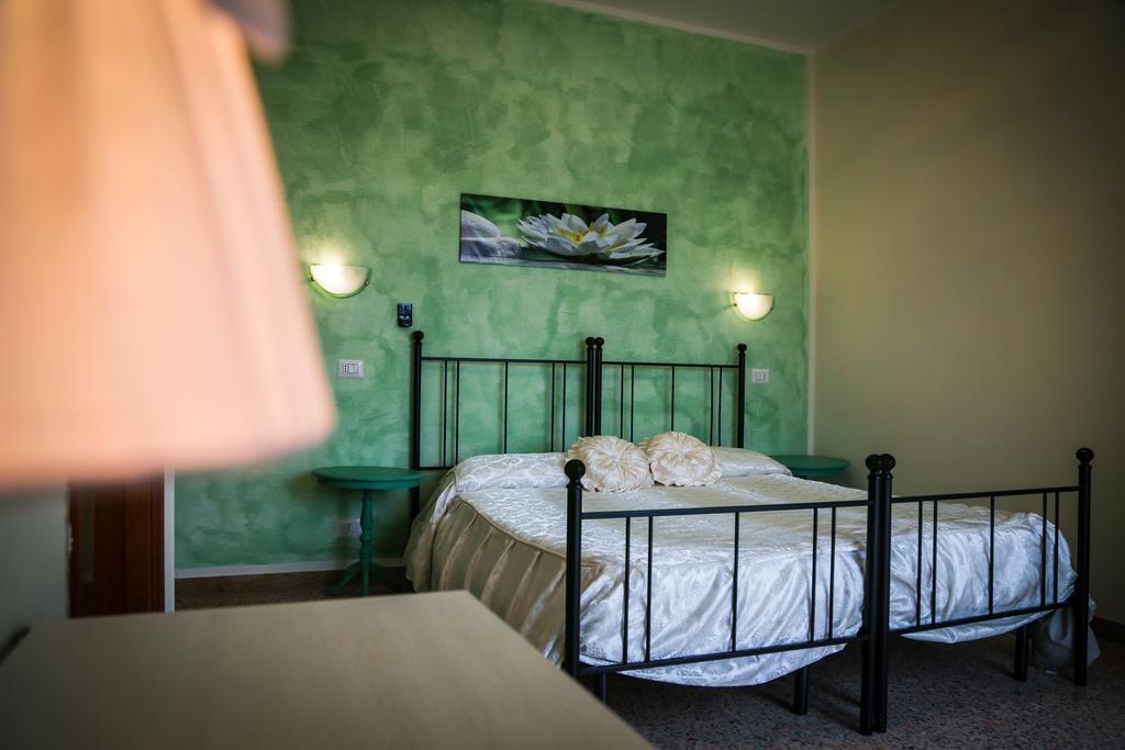 Hotel Ausonia Monte Porzio Ngoại thất bức ảnh