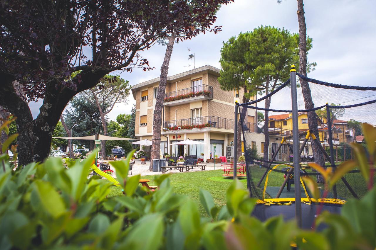 Hotel Ausonia Monte Porzio Ngoại thất bức ảnh