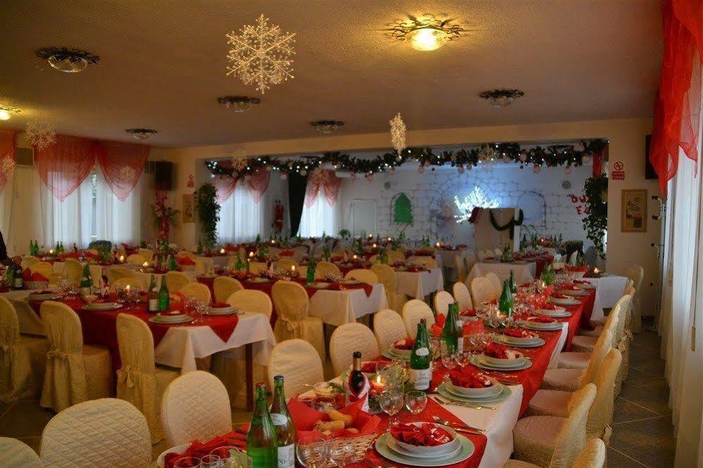 Hotel Ausonia Monte Porzio Ngoại thất bức ảnh
