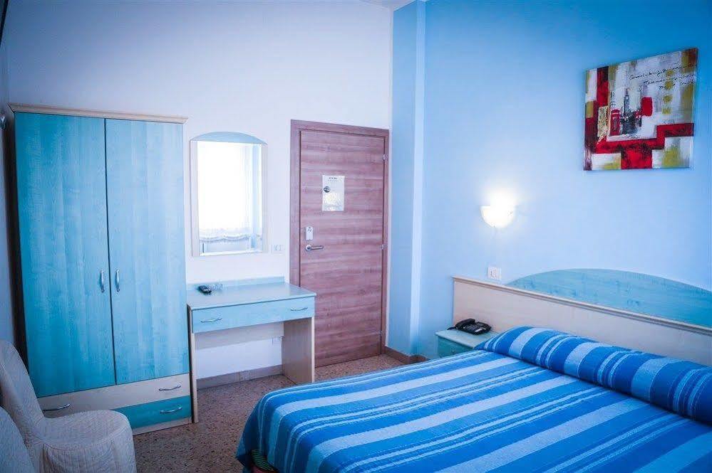 Hotel Ausonia Monte Porzio Ngoại thất bức ảnh