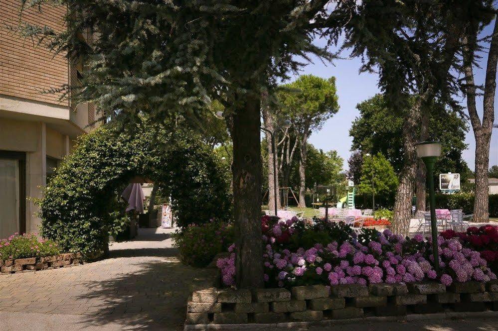 Hotel Ausonia Monte Porzio Ngoại thất bức ảnh